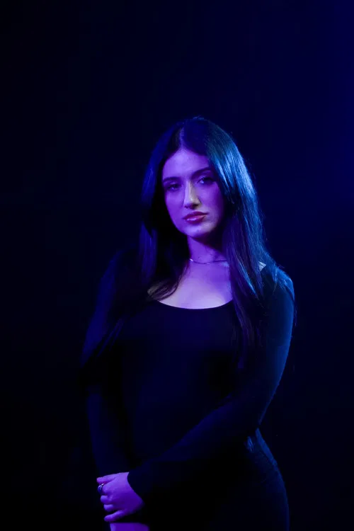 Angie Esteve profile