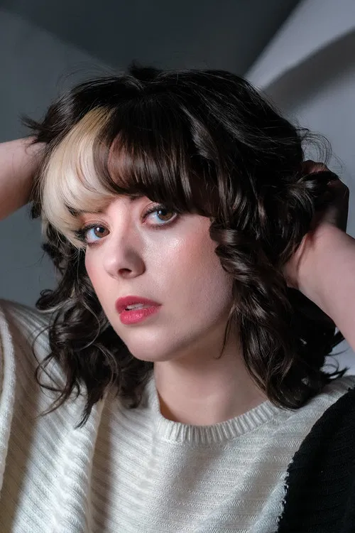 Kristin Hope profile