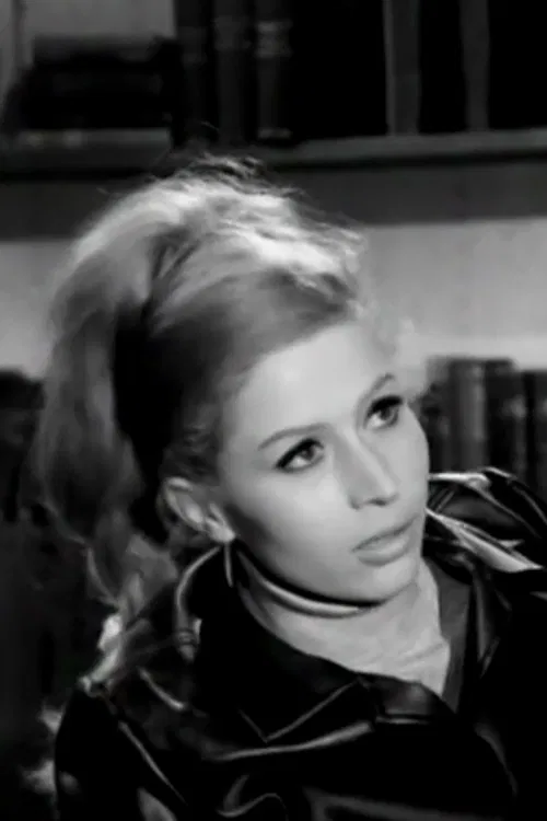 Aggela Giouranti profile