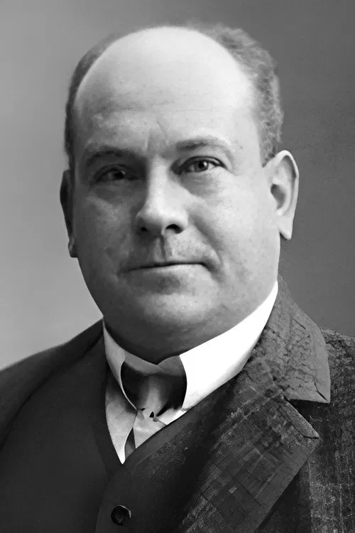 Axel Hultman profile