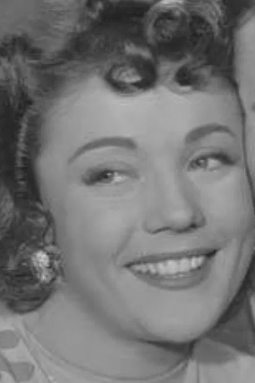 Lucy Travers profile