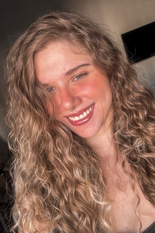 Maria Luiza Staut profile