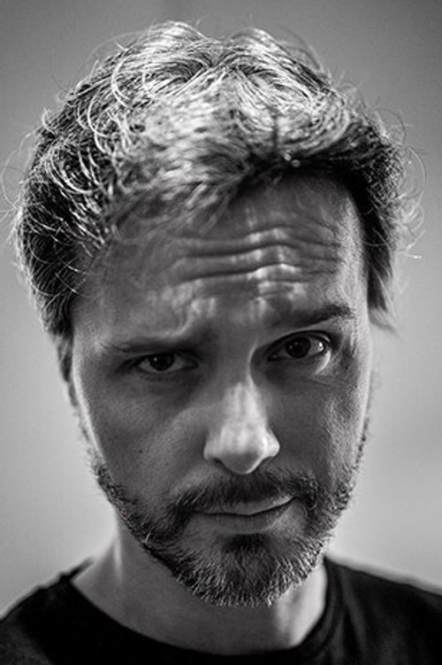 Juan Gómez-Jurado profile