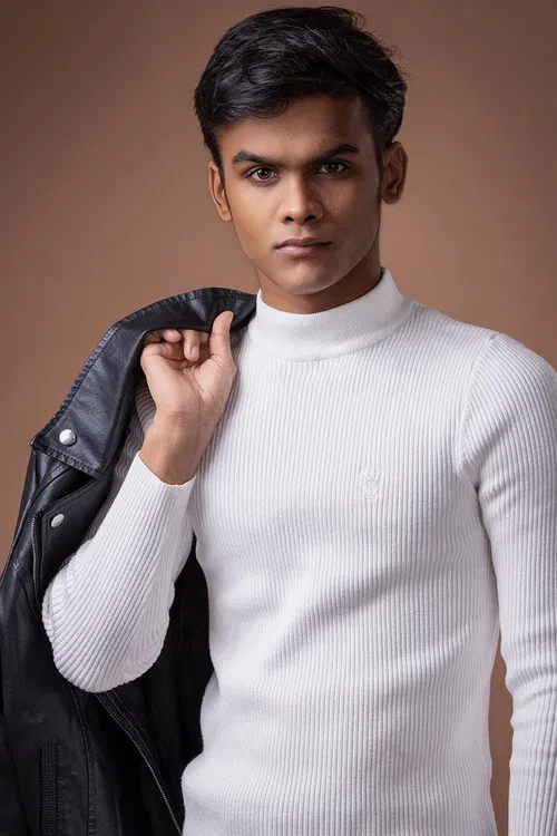 Ishan Saxena profile