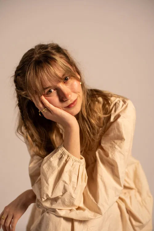 Sophie Elizabeth Dixon profile