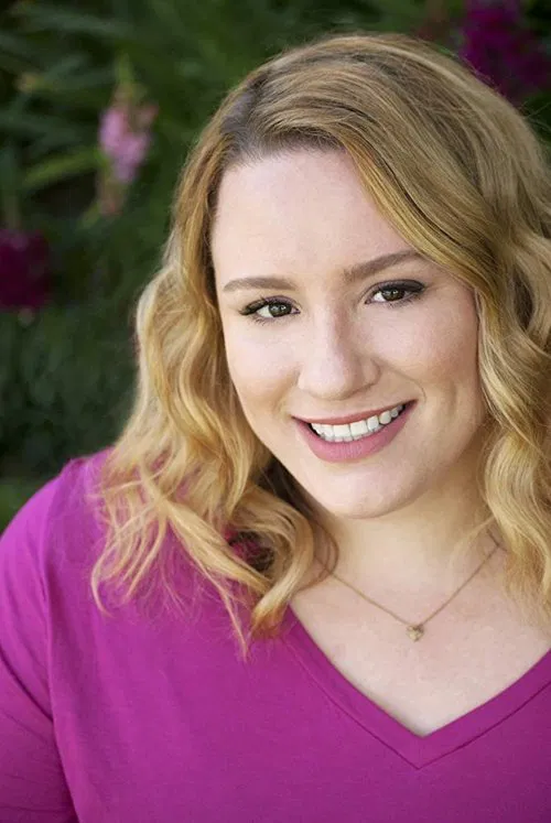 Molly Reynolds profile