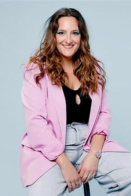 Camille Giry profile