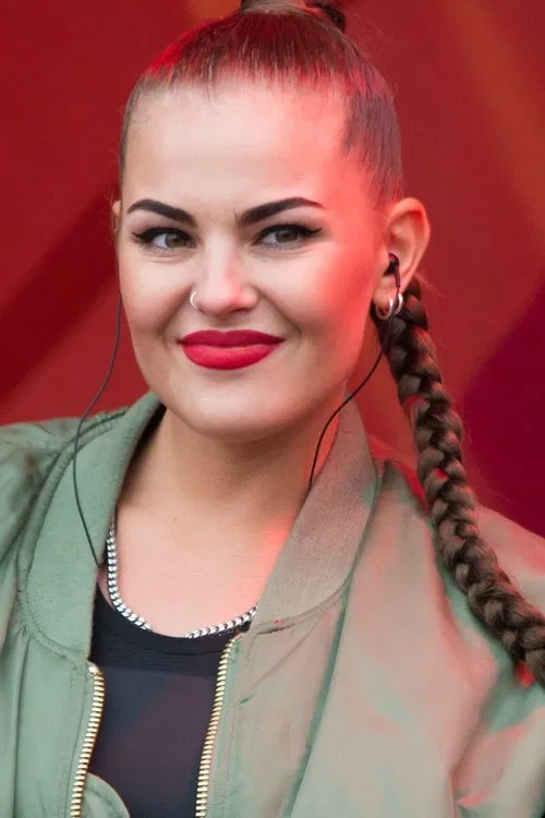 Sonya Tayurskaya profile