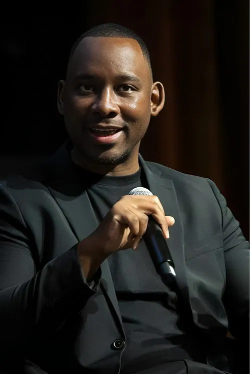 Michael Maponga profile