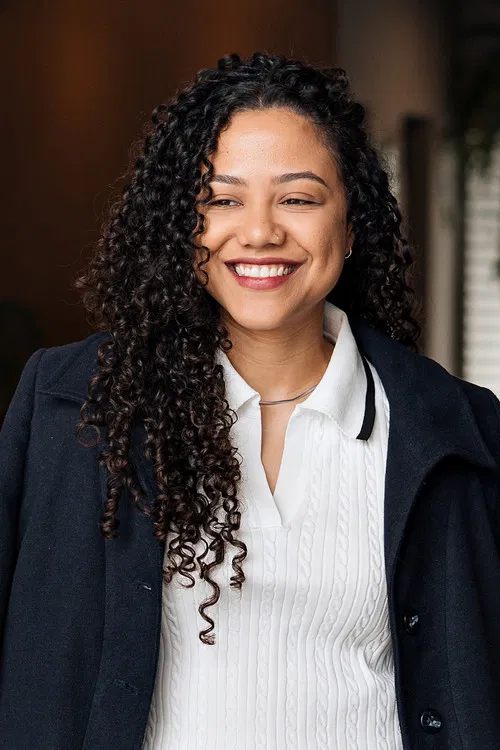 Sabrina Assunção profile