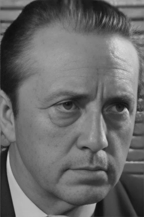 Roland Malet profile