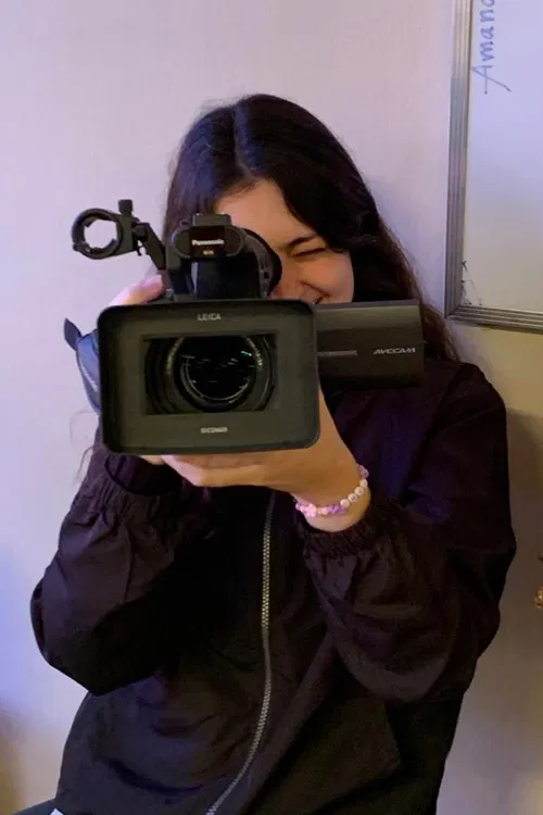 Nina Ribeiro profile