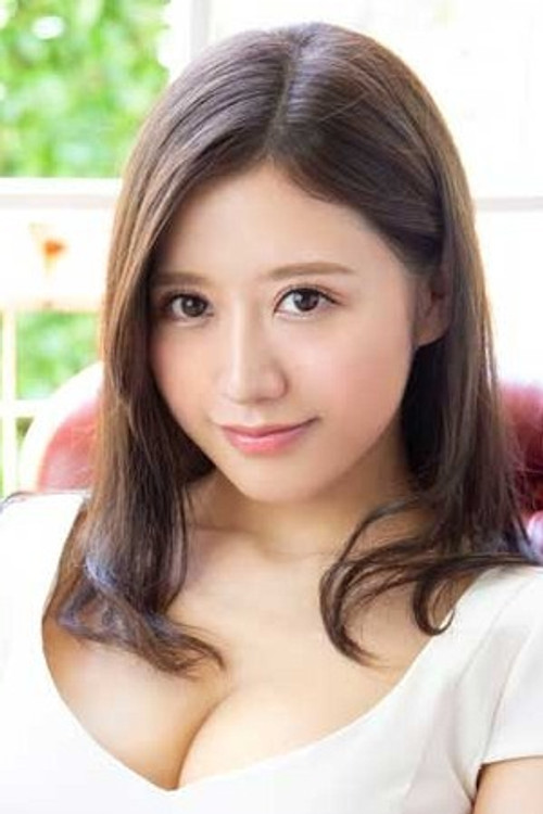Momoe Takanashi profile