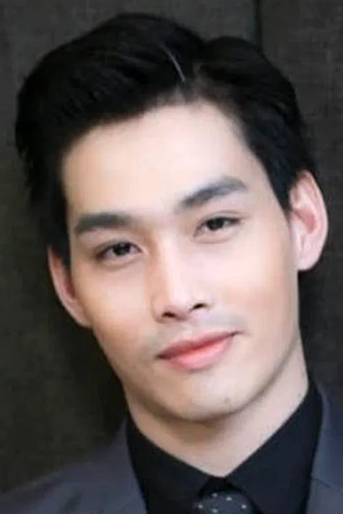 Khomkrit Duangsuwan profile