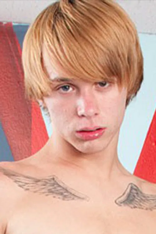 Elliot Andrews profile