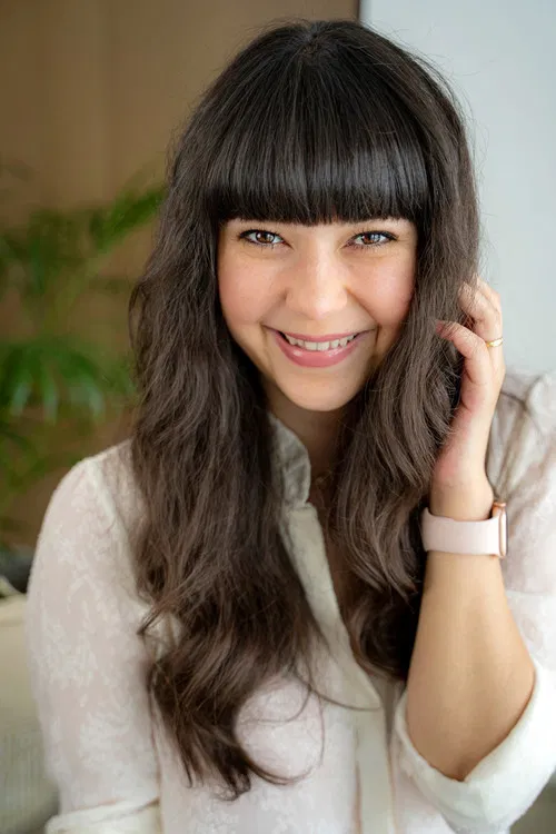 Nina Van Rompaey profile