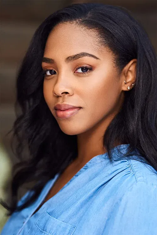 Lauren McCarroll profile