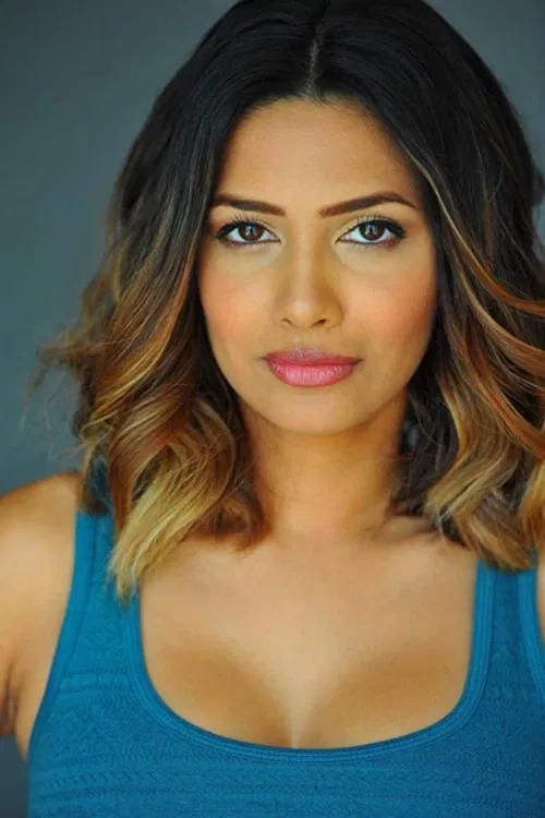 Nosheen Phoenix profile