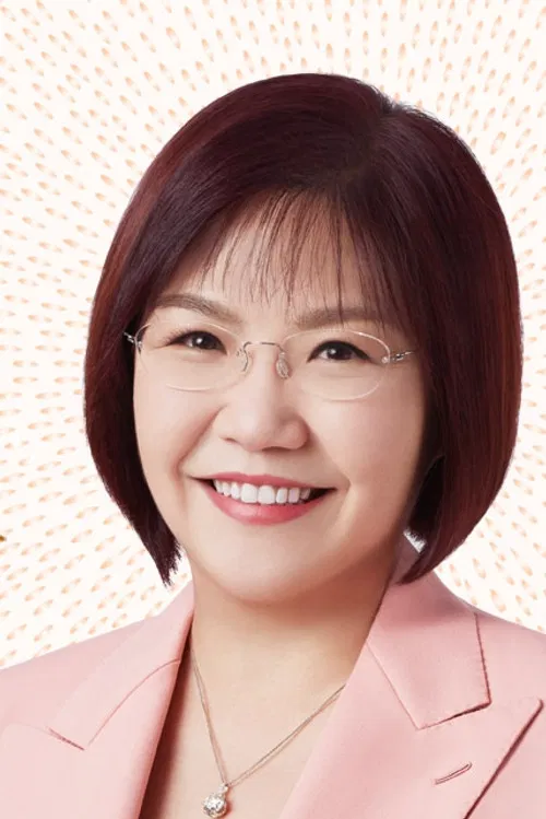 Mak Ling-Ling profile