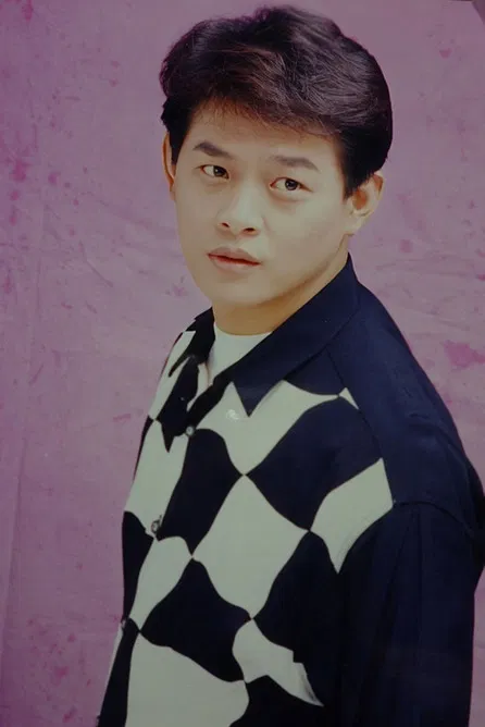 Chin Shih-Erh profile