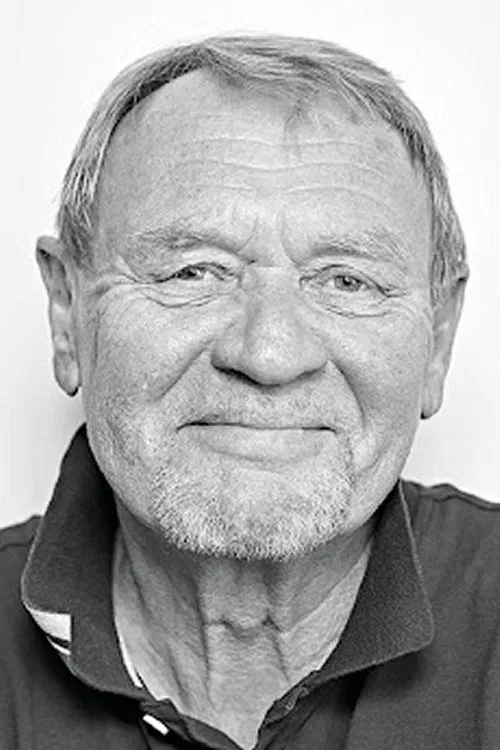 Svend Abrahamsen profile
