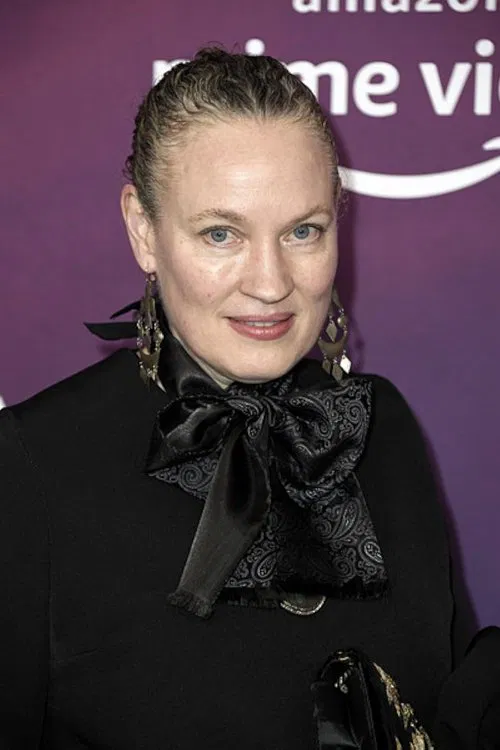 Sarah Edwards profile