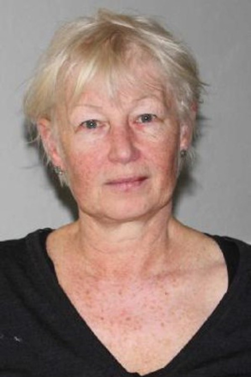 Julia Lindig profile