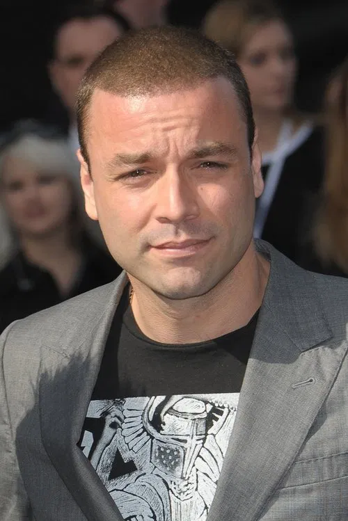 Christopher Wolstenholme profile