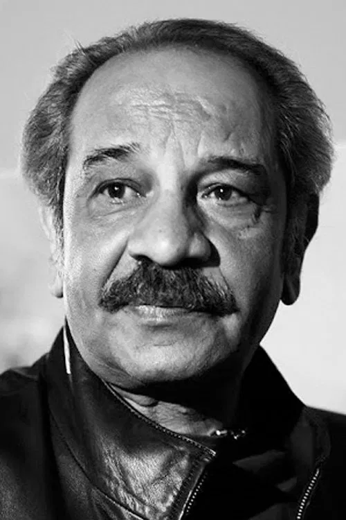 Dariush Farhang profile