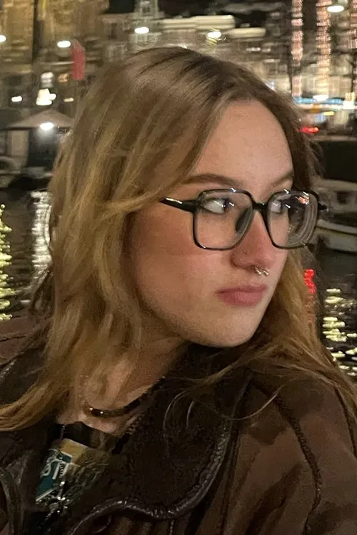 Claire Smith profile