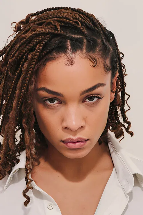 Yowa-Angélys Tshikaya profile