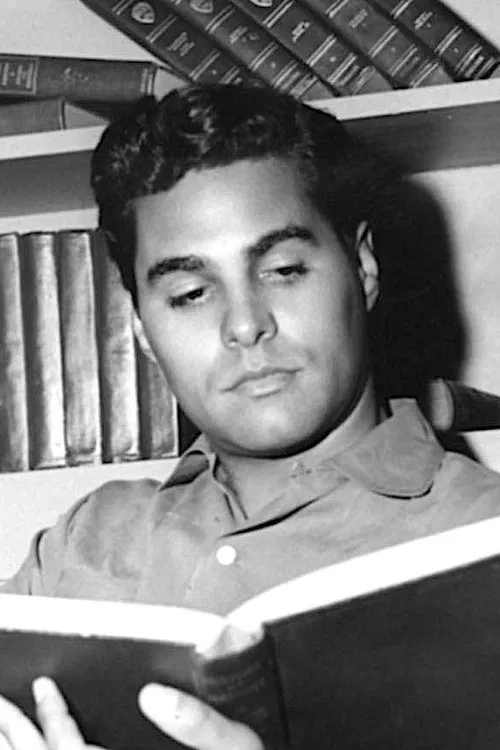 Alfredo Sadel profile