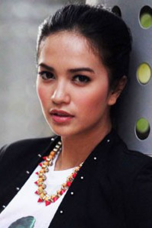 Meriza Febriani profile