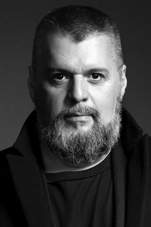 Louis Champagne profile