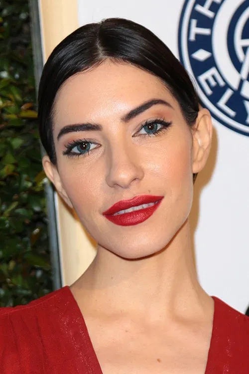 Lisa Origliasso profile