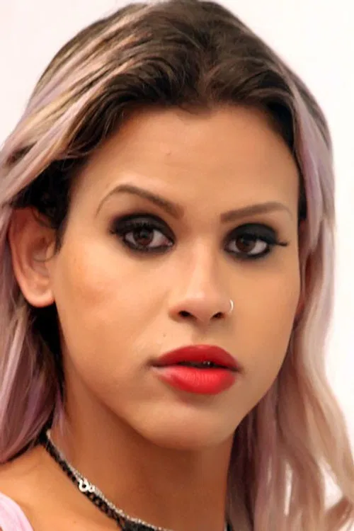 Rafaela Ferrari profile