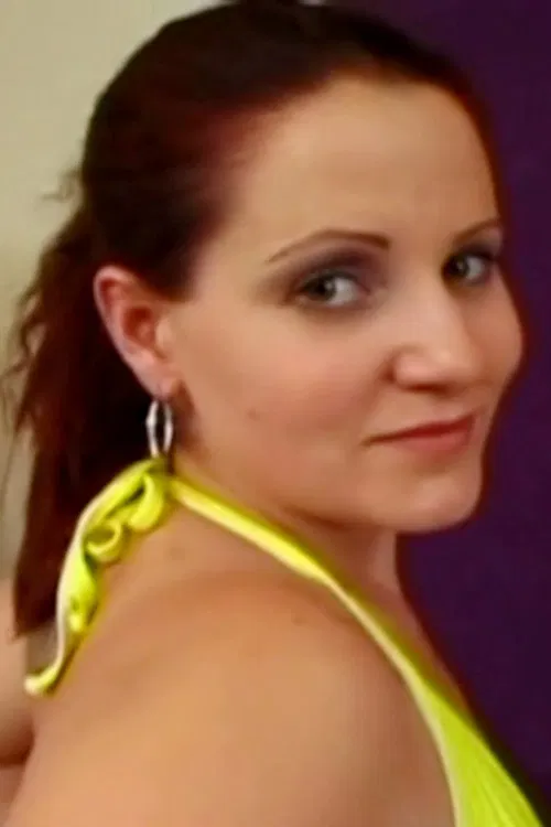 Victoria Simmons profile