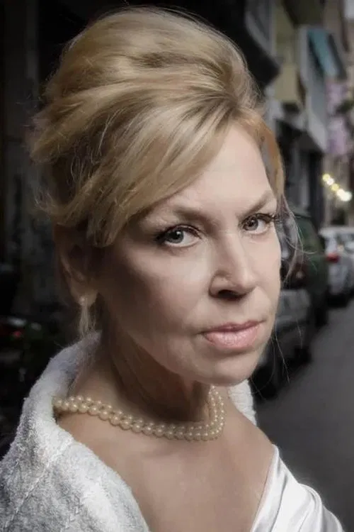 Roubini Vasilakopoulou profile