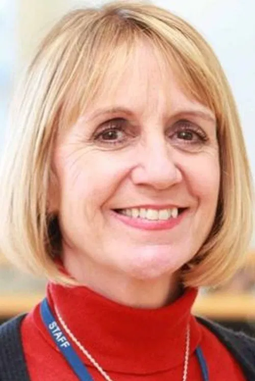 Carrie Ellis profile