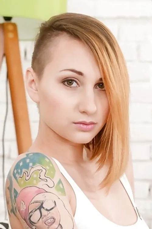 Christie Starr profile