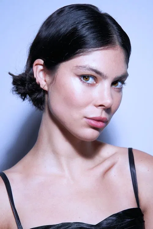 Azizi Donnelly profile