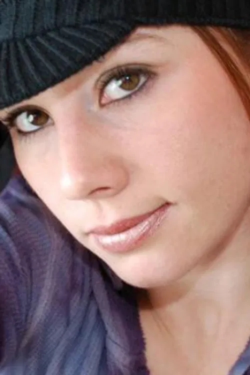 Elisha Helsper profile