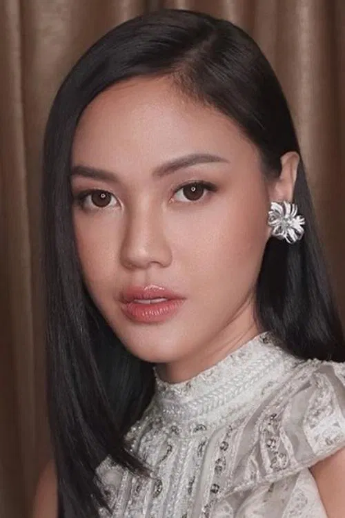 Della Dartyan profile