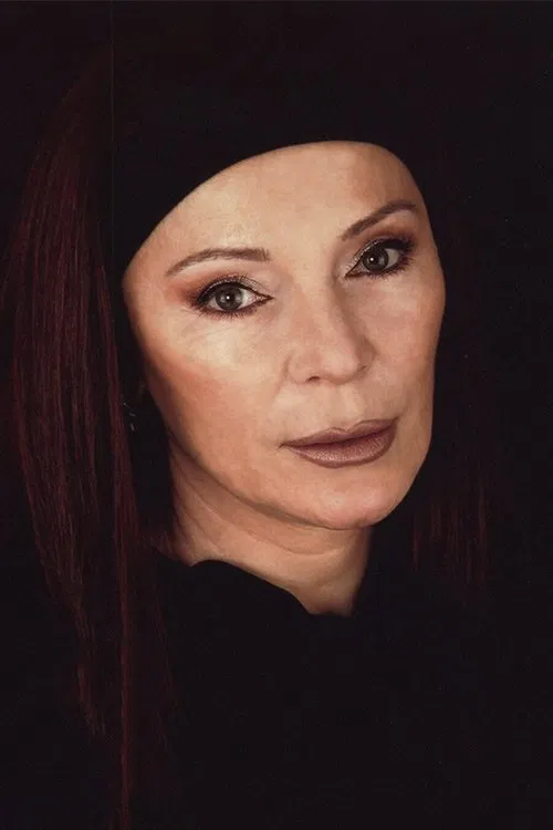 Işık Yenersu profile