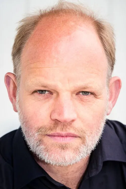 Atto Suttarp profile