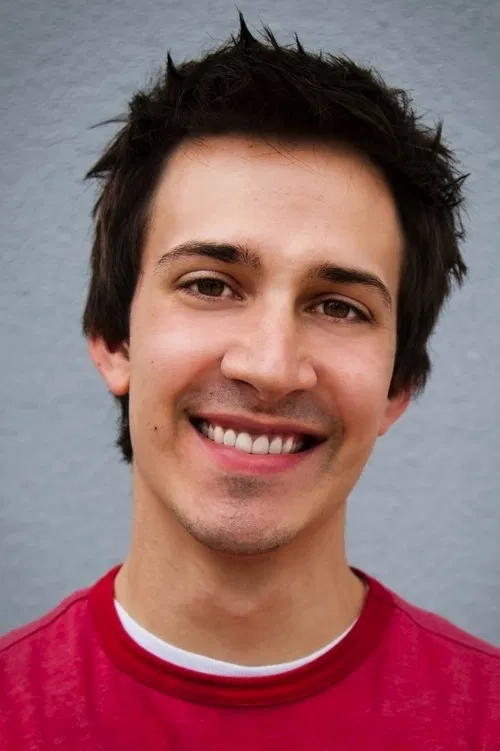 Chris Demarais profile