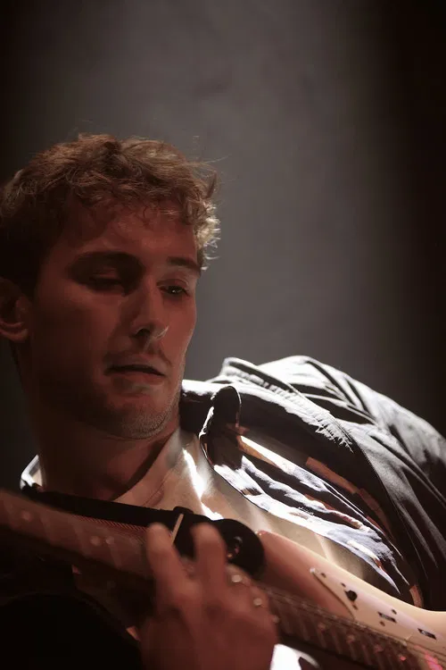 Louis Borlase profile