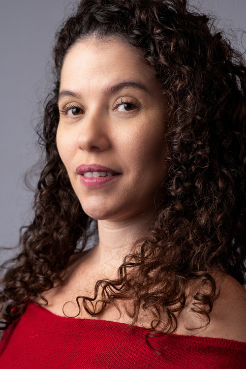 Renata Leite profile