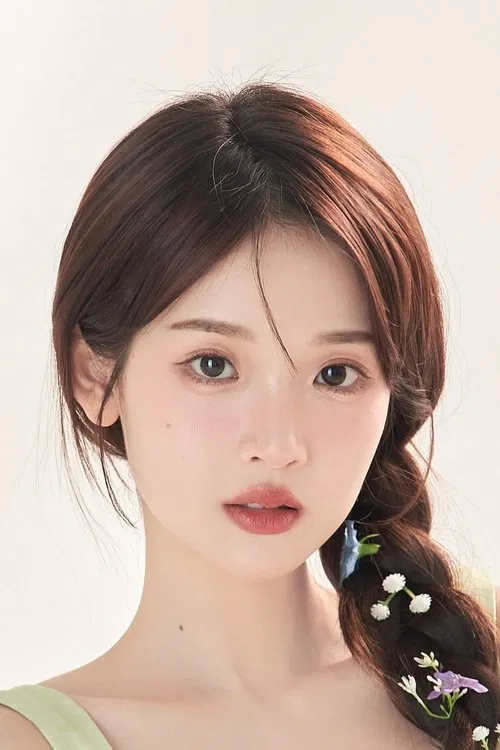 Zhang Miaoyi profile