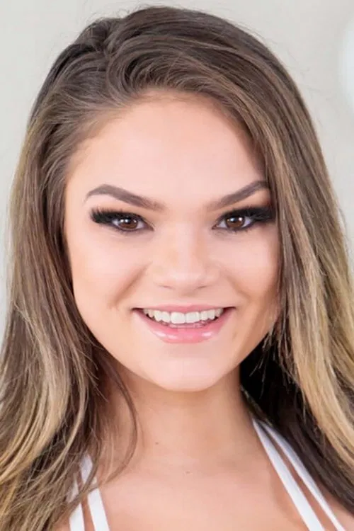 Athena Faris profile